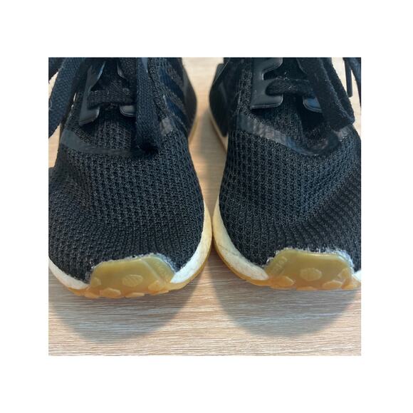 Adidas Originals NMD_R1 BOOST Black White Gum B42200 Mens Size 6 Womens 7.5/8 - Picture 4 of 10